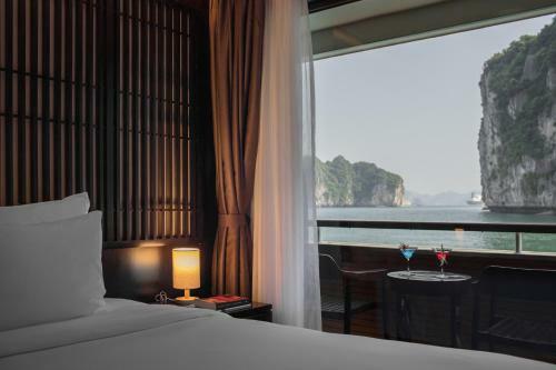 Scarlet Pearl Cruises