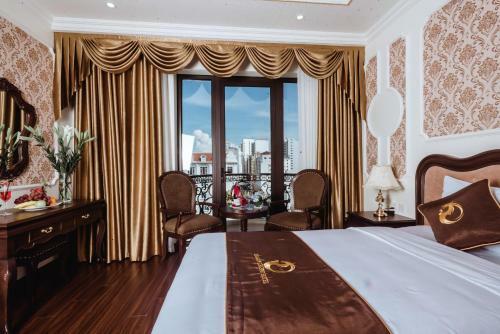 Dragon Legend Hotel