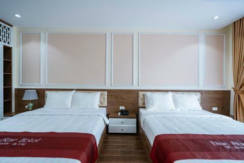 Blue Star Hotel