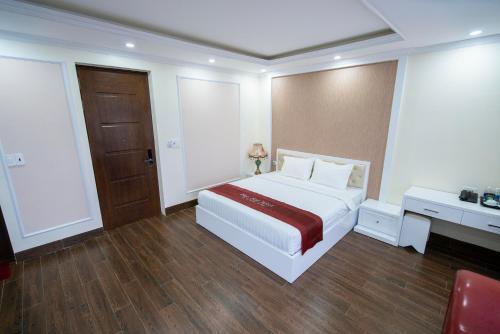 Blue Star Hotel