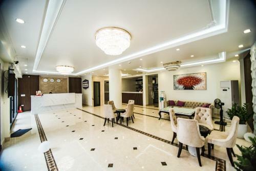 H? Long Legend Hotel