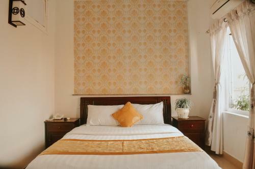 Hue Harmony Hotel