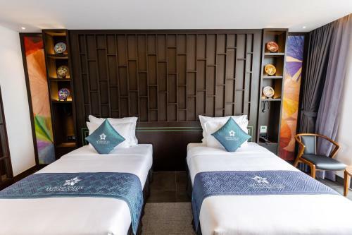 White Lotus Hue Hotel