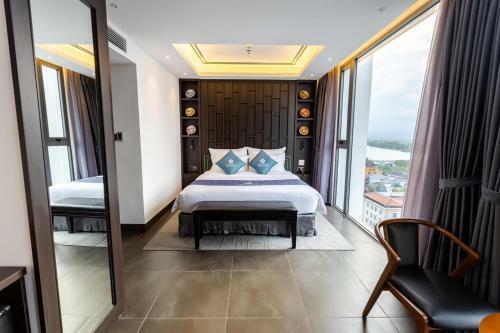 White Lotus Hue Hotel