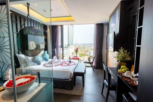 White Lotus Hue Hotel