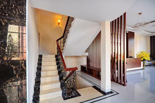 Sunflower Hotel Ph� Y�n