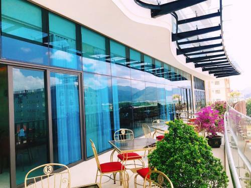 Regalia Gold Hotel