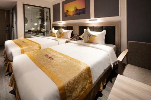 Ruby Hotel