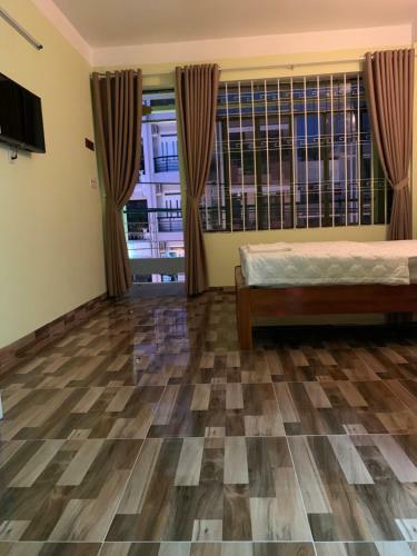 Hotel C?n H? Cho Thu�