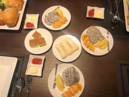 Golden Season Hotel