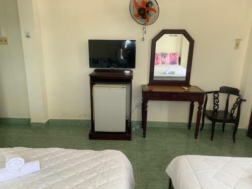 H??ng D??ng Hotel