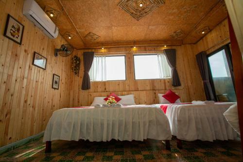 Hang Mua Bamboo Homestay