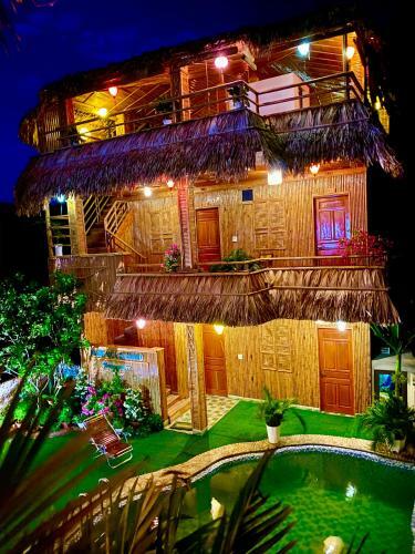 Hang Mua Bamboo Homestay