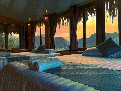 Hang Mua Bamboo Homestay
