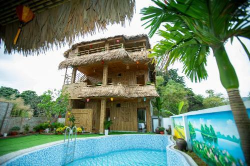 Hang Mua Bamboo Homestay