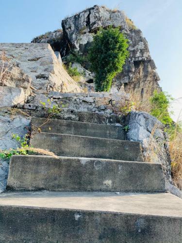 Trang An Mountainside Homestay