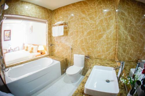 N? Ho�ng Hotel