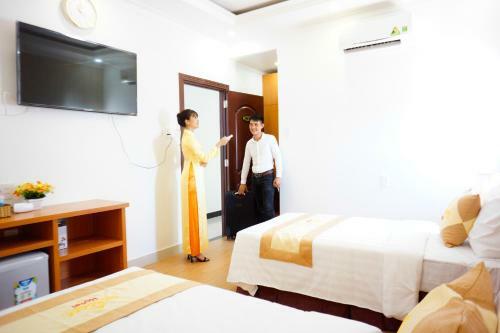 N? Ho�ng Hotel