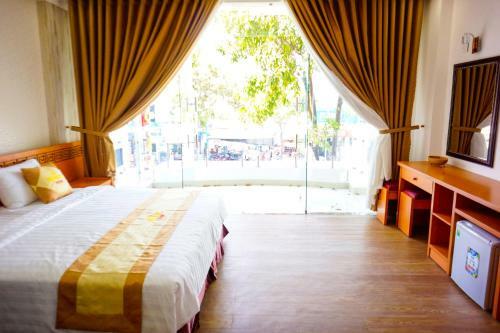 N? Ho�ng Hotel