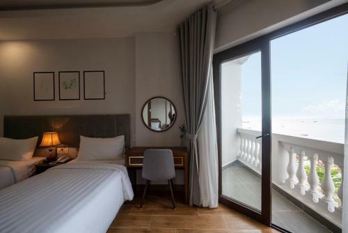 The May Beach Hotel