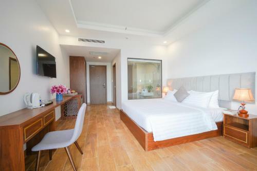 The May Beach Hotel