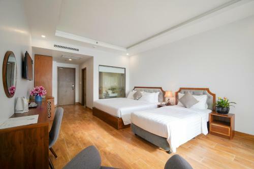 The May Beach Hotel