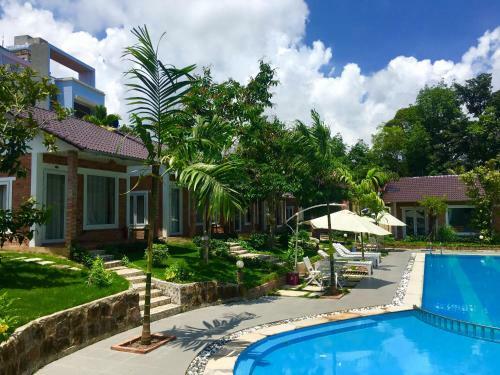 Hotel Her Bungalow