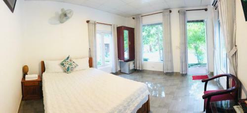 Hotel Her Bungalow