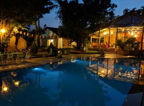 Hotel Her Bungalow