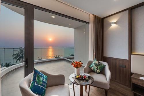 Hotel Sunset Beach Resort And Spa