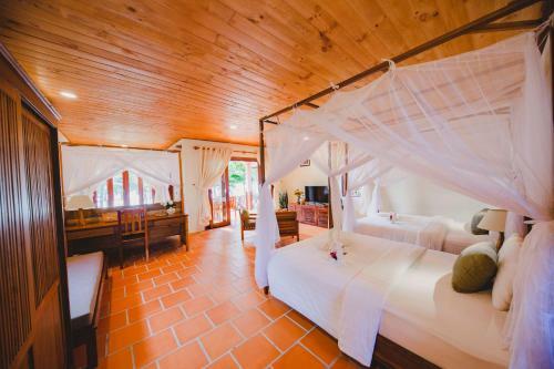 Hotel Thanh Kieu Beach Resort