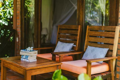 Hotel Thanh Kieu Beach Resort