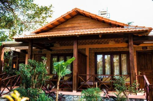 Hotel Thanh Kieu Beach Resort