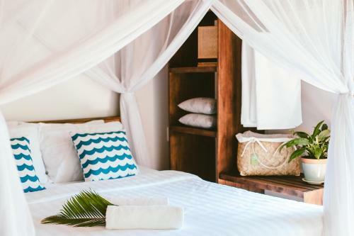 Hotel Thanh Kieu Beach Resort