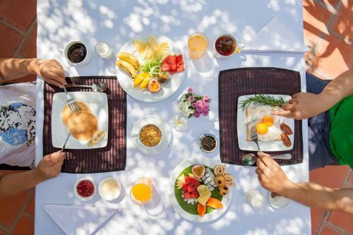 Hotel Thanh Kieu Beach Resort