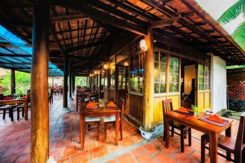 Hotel Thanh Kieu Beach Resort
