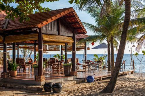 Hotel Thanh Kieu Beach Resort