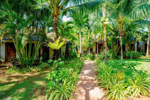 Hotel La Mer Resort