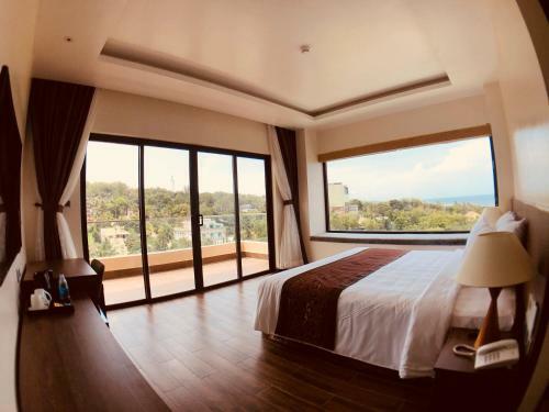 Hotel Coral Bay Resort