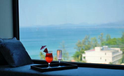 Hotel Coral Bay Resort