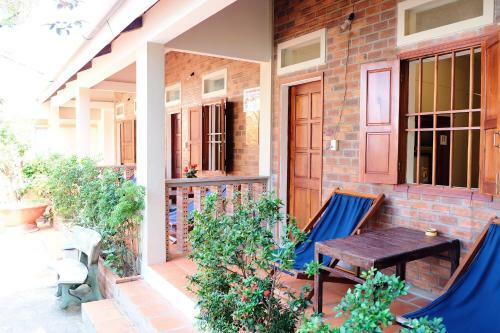 Hostal The Palm Tree Guesthouse