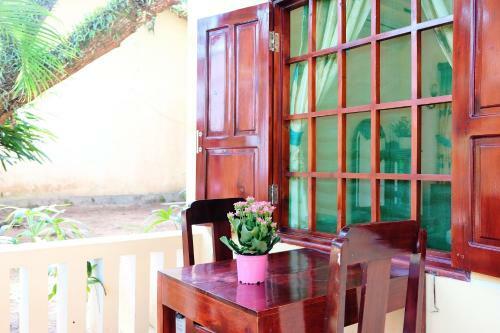 Hostal The Palm Tree Guesthouse