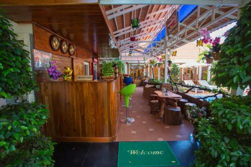Hotel Little Garden Bungalow