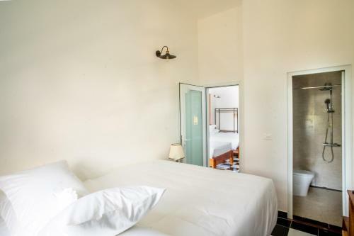 Hotel Vida Loca Sunset Beach Resort