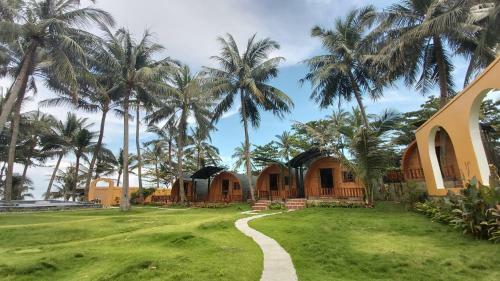 Hotel Vida Loca Sunset Beach Resort