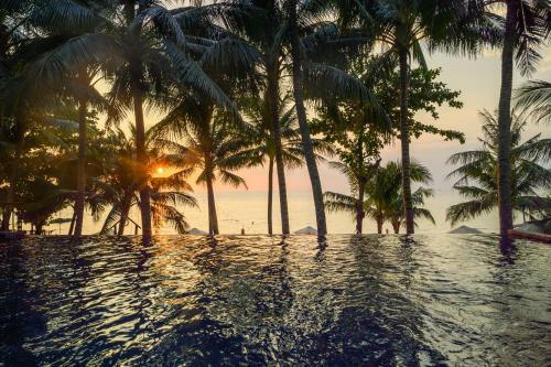 Hotel Vida Loca Sunset Beach Resort