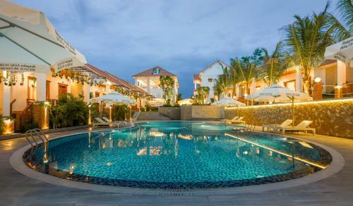 Hostal Bungalow S�ng T??i Mountains