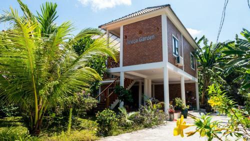 Hostal Phu Quoc Areca Garden Bungalow