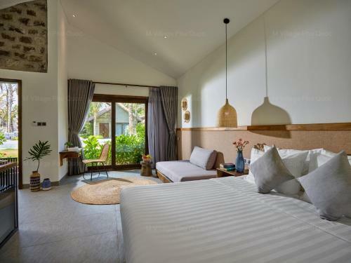 Hotel M Village