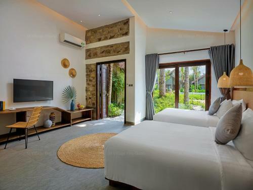 Hotel M Village